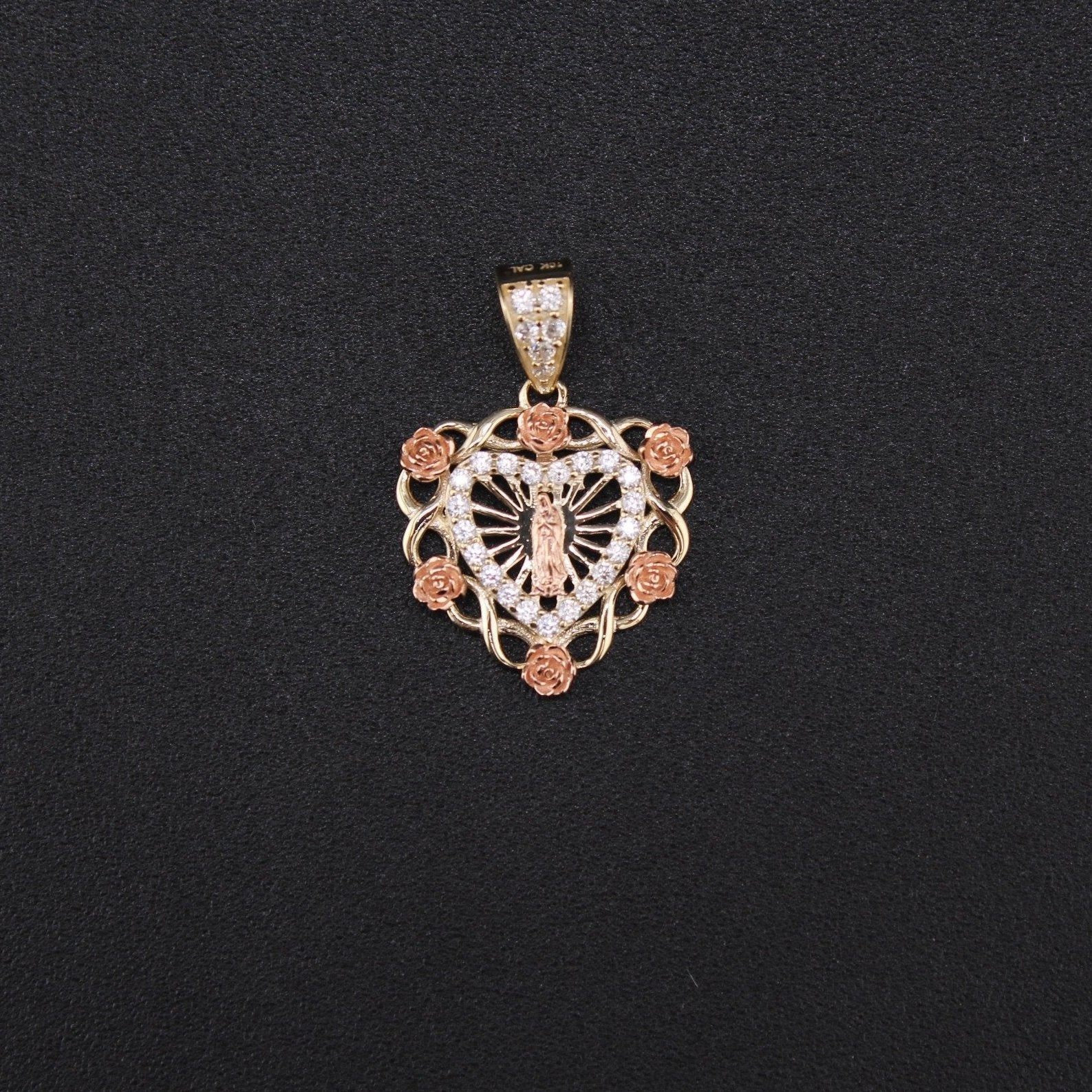 10K YG Virgin Mary Pendant (1.4g)