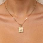 10K gold quinceañera 15 charm detail view – dije 15 años oro real no bañado