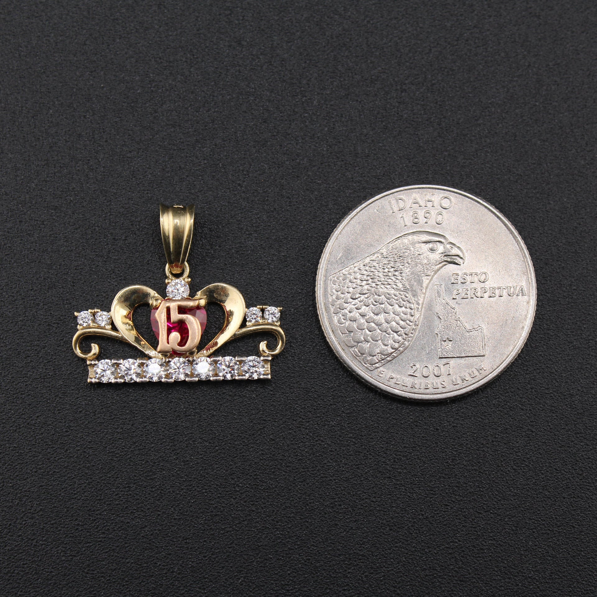 10K gold quinceañera red stone charm alternate – dije de 15 años con piedra roja