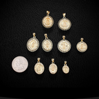 10K Quinceañera Virgin Mary Pendants detail – dijes Virgen María oro 10K Oro Quince